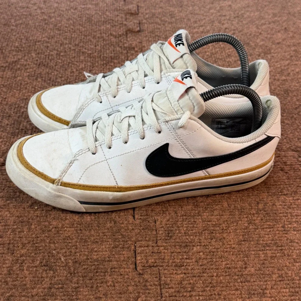 gently used B- Nike Court Legacy GS White Black Gold Sneakers DA5380-102 Kids 7Y